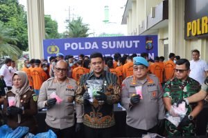 TNI-Polri, Gerebek Dua Sarang Narkoba di Medan