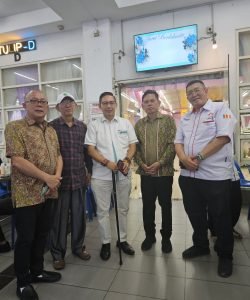 Ketua Horas Bangso Batak, Lamsiang Sitompul, Melayat ke Rumah Duka Ketua DPRD Medan