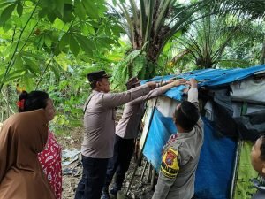 Gerebek Sarang Narkoba, Polsek Secanggang Sita Beberapa Barang Bukti Di Dusun VII hilir desa Secanggang