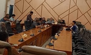 KOMISI ll DPRD LANGKAT SKORSING RDP BERSAMA DISDIK LANGKAT