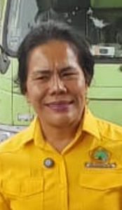 Modesta Marpaung SKM S keb Bd Fasilitasi Pemangkasan Pohon di Kel. Gaharu Kec. Medan Tinur