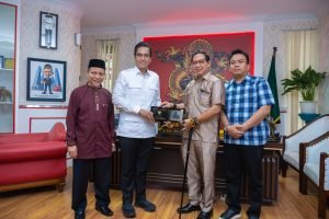 Rico Waas Silaturahmi dengan DPRD, Ajak Bangun Kota Medan Bersama