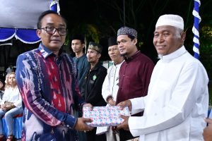 Pemkab Samosir, Gelar Pisah Sambut Bersamaan Buka Puasa Bersama Muslim di Samosir