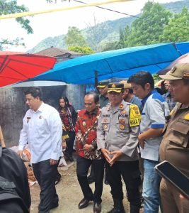 Wakapolres Samosir dan Pemkab Samosir Pantau Harga Sembako Jelang Idul Fitri 2025