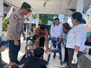 Polres Samosir, Sigap Berikan Pertolongan Wisatawan