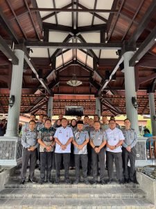 Karutan Kelas 1 Tanjung Gusta Medan Ikuti Silaturahmi Lebaran, Wakil Ketua Komisi XIll DPR RI, Sugiat Santoso Bersama Pemasyarakatan Sumut