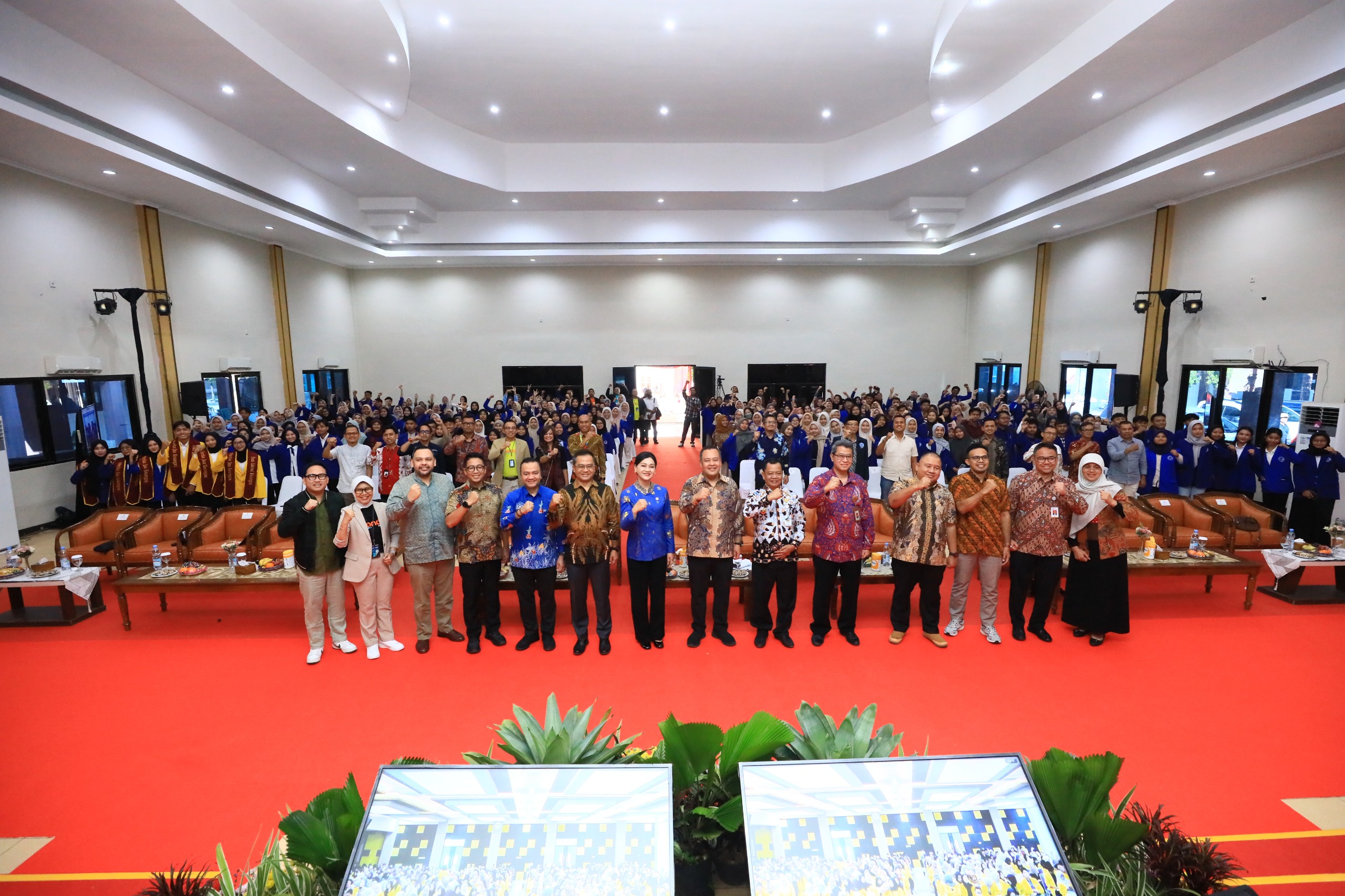 Gencarkan Edukasi, OJK Luncurkan Bulan Literasi Keuangan 2025
