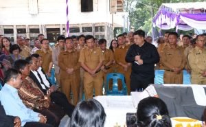 Bupati Samosir Sampaikan Belasungkawa Atas Meninggalnya Ibunda Wabup Samosir