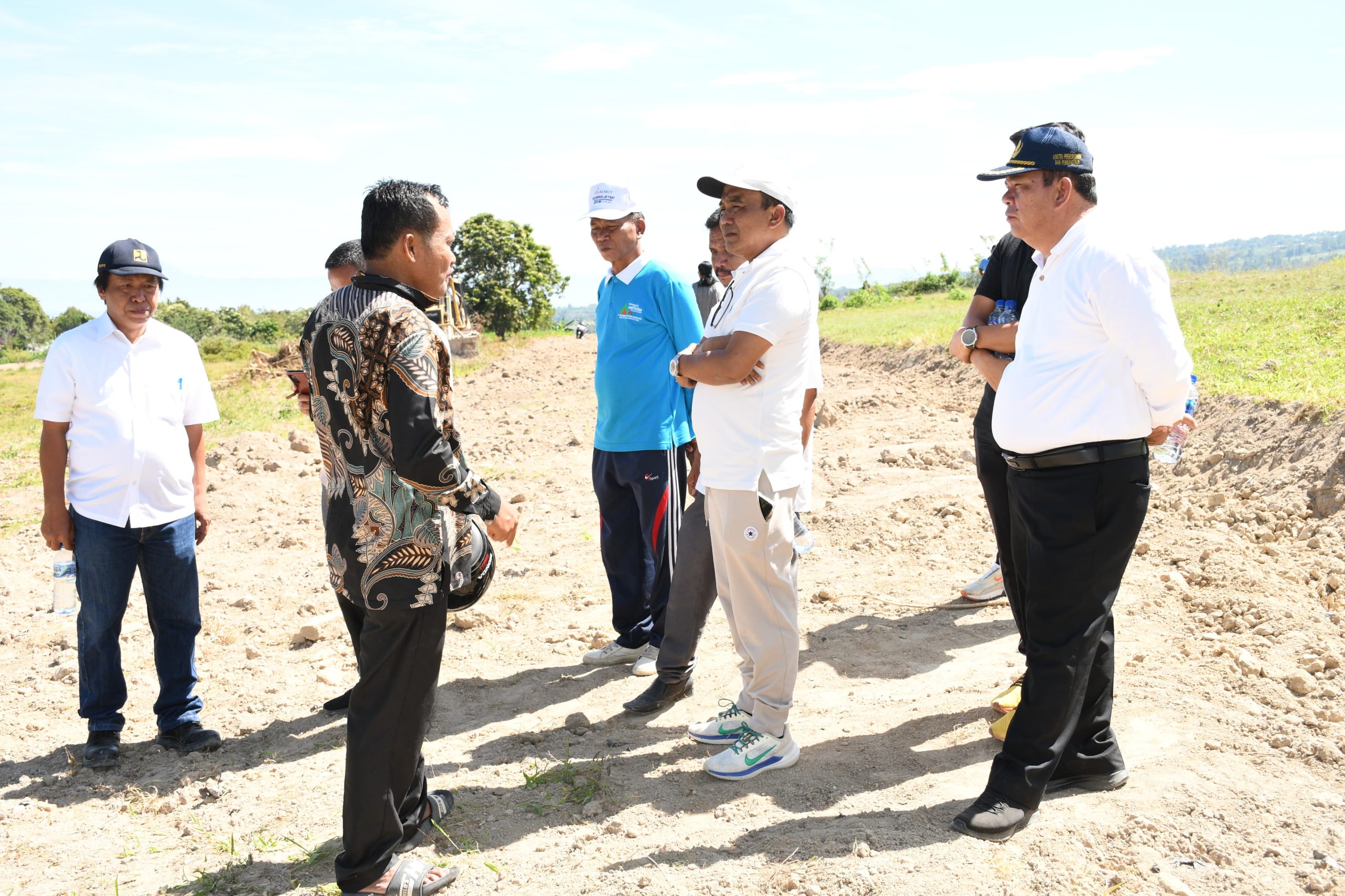 Wabup Samosir Monitoring Pembukaan Jalan Pangururan By Pass