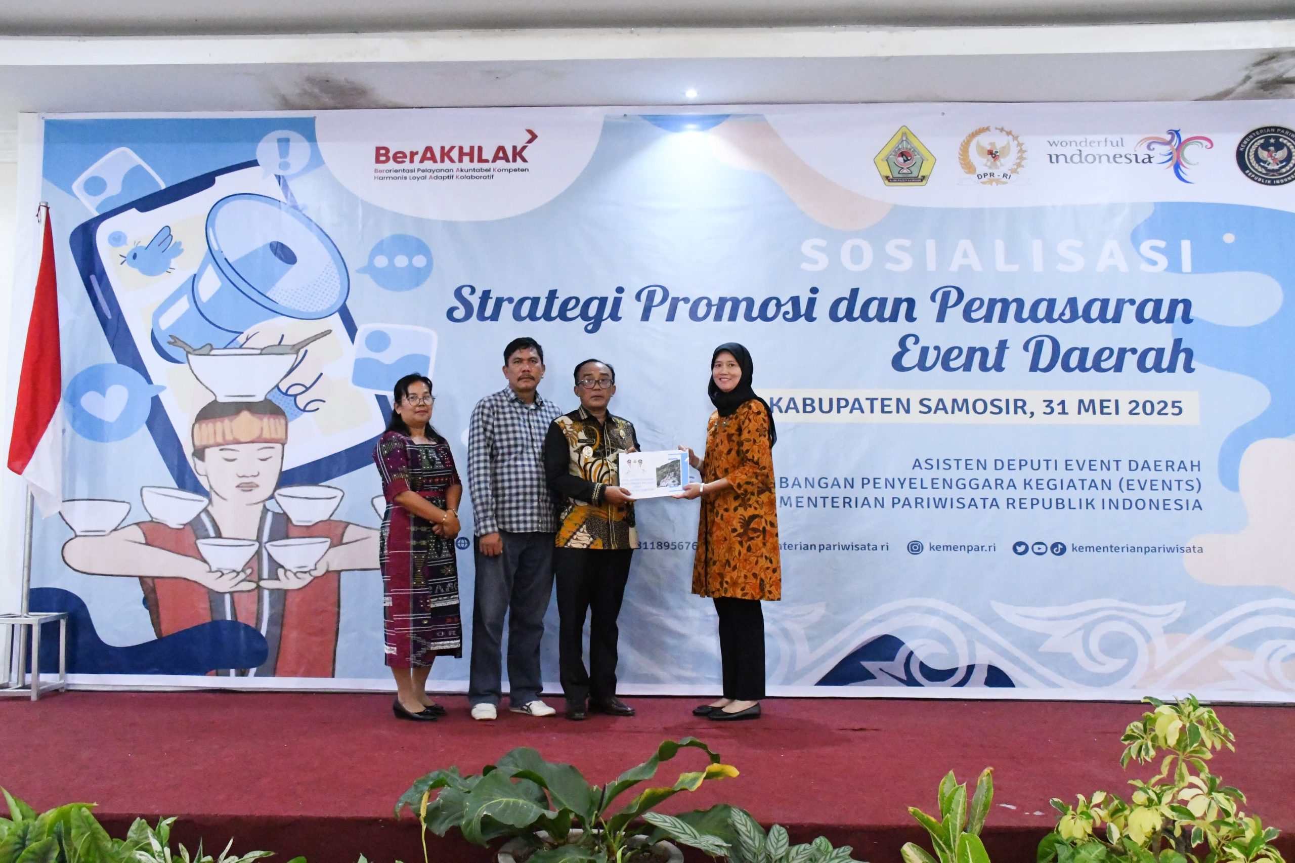 Wabup Samosir Apresiasi Wakil Ketua Komisi VII DPR RI Bersama Kemenpar RI Sosialisasikan Strategi Promosi Pemasaran Event