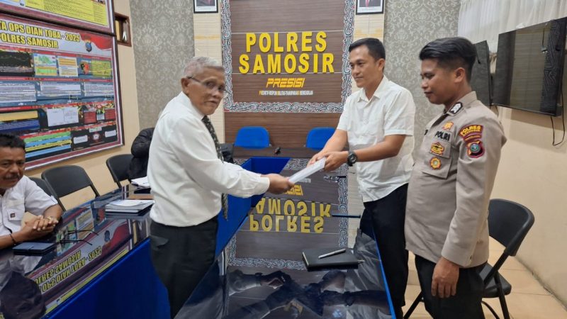 Polres Samosir Sambut Audiensi Pemerhati Lingkungan: Komitmen Tangani Karhutla