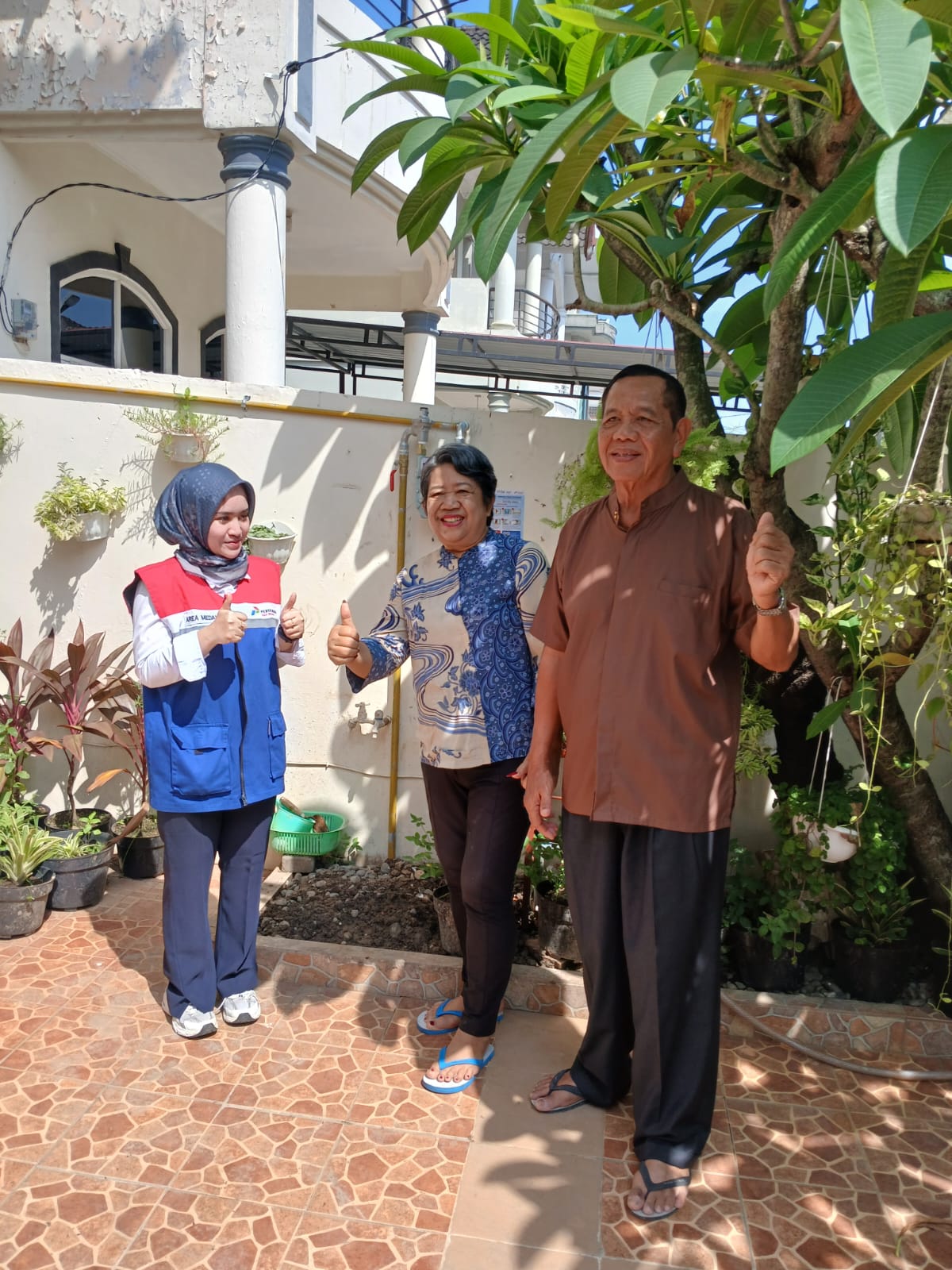 Pertama Kali Pakai Gas Bumi, Nyoman: PGN Mantap!
