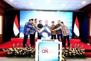 OJK Kukuhkan Komite pengembangan Keuangan Syariah