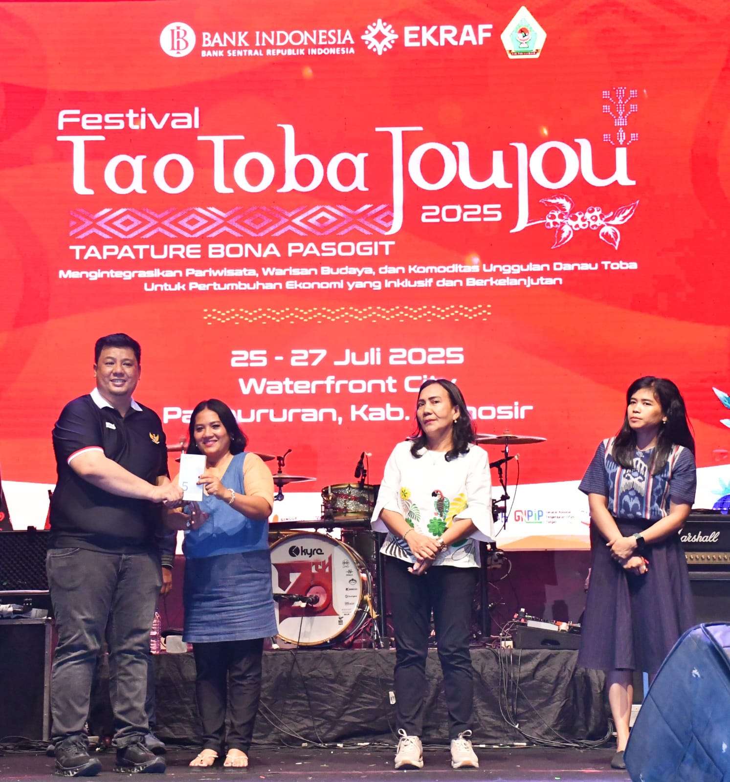 FESTIVAL TAO TOBA JOUJOU 2025 Hasilkan Transaksi UMKM 2,6 Miliar