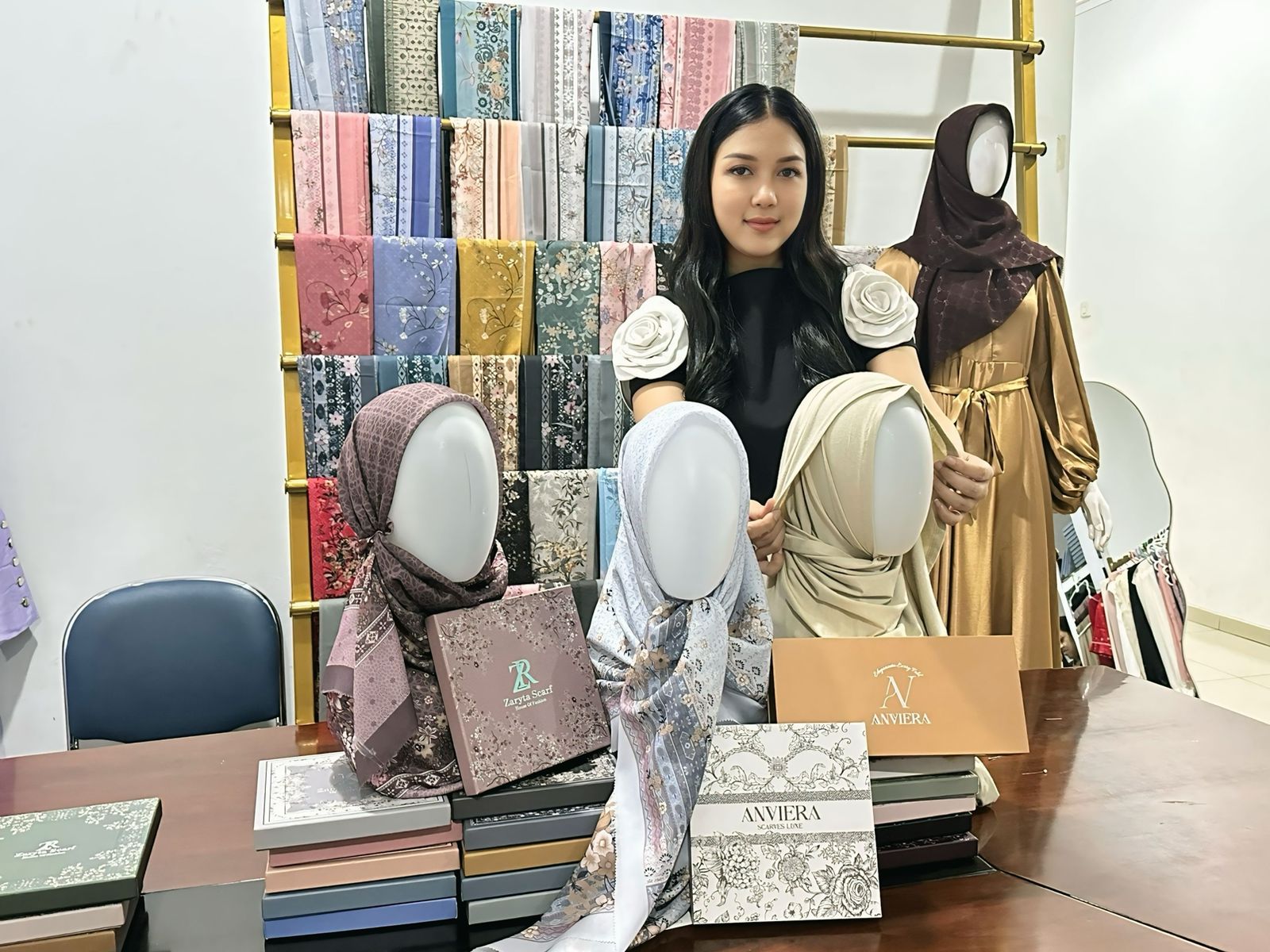 Anviera Scarves Official, Oleh-oleh Premium dari Bandung