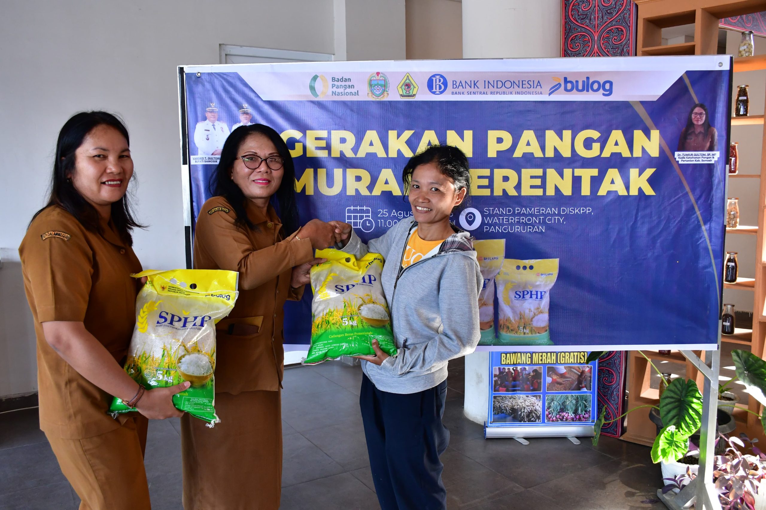 Pemkab Samosir Bantu Masyarakat Melalui Gerakan Murah