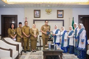 Rico Waas Harapkan BKMT Berperan Dalam Memperkuat Majelis Taklim Lainnya*