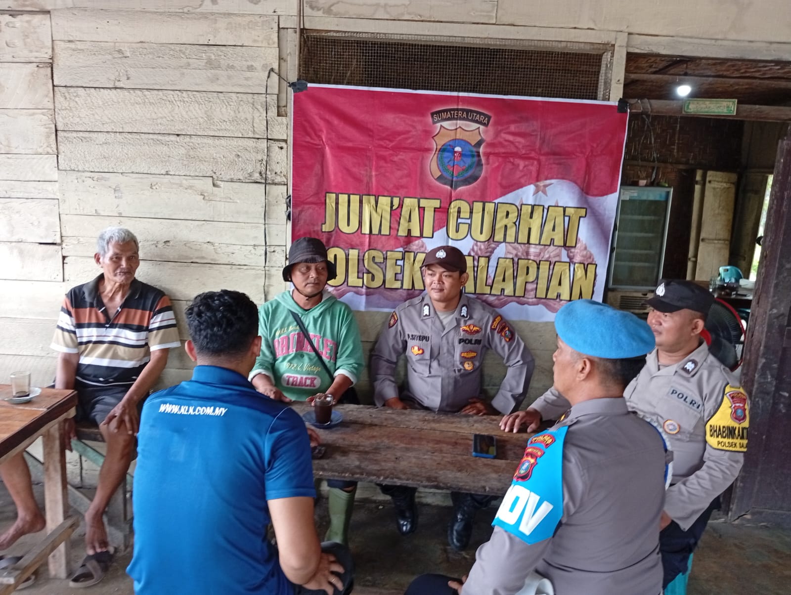 Program Quick Wins Presisi, Program Jum’at Curhat di Wilkum Polsek Salapian Kab. Langkat.