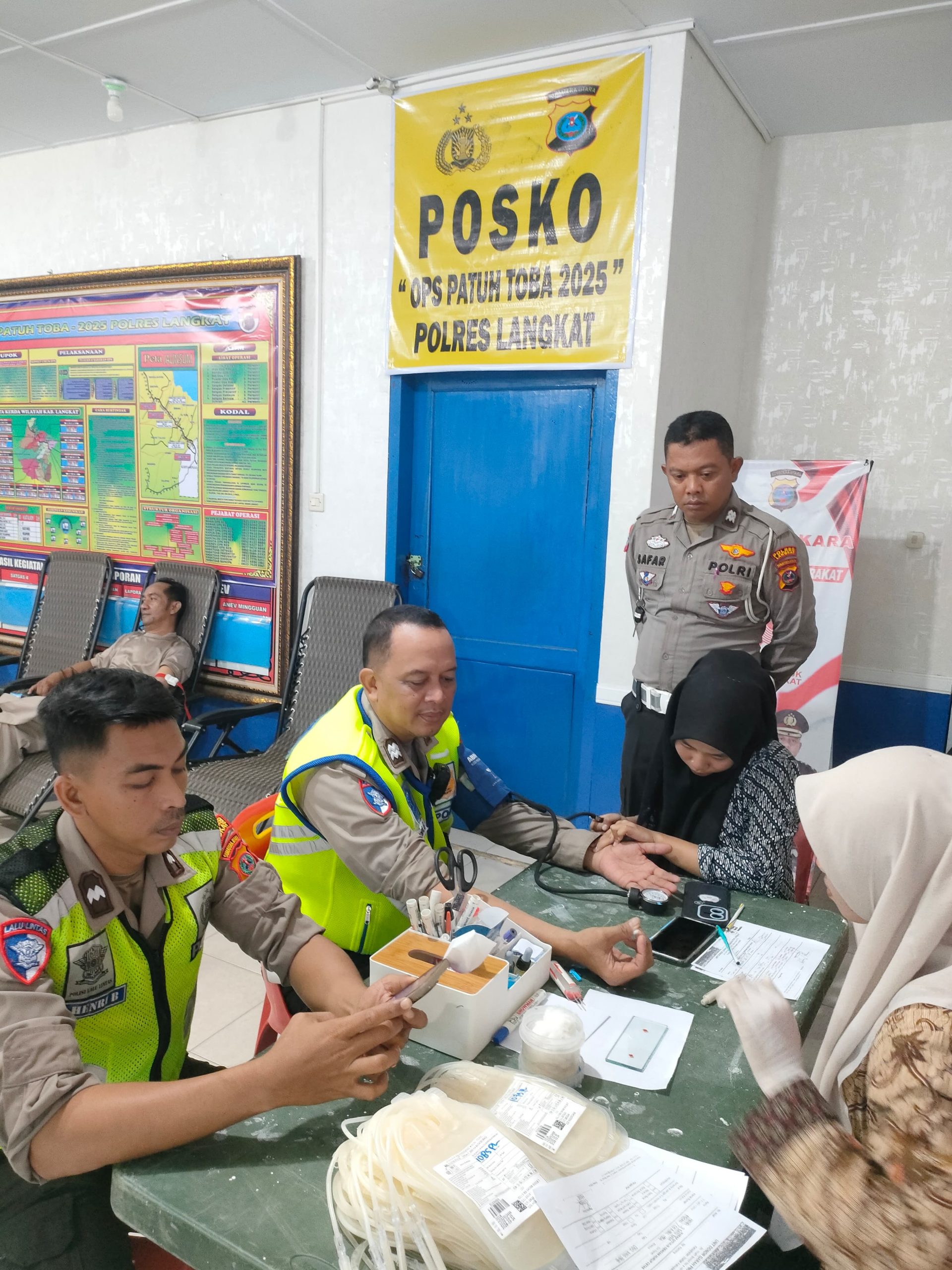 Satlantas polres Langkat Donor Darah HUT Lantas ke-70