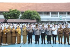 Kapolda Sumut Beri Motivasi Siswa SMA Negeri 1 Medan, Jauhkan Tawuran, Genk Motor dan Narkoba