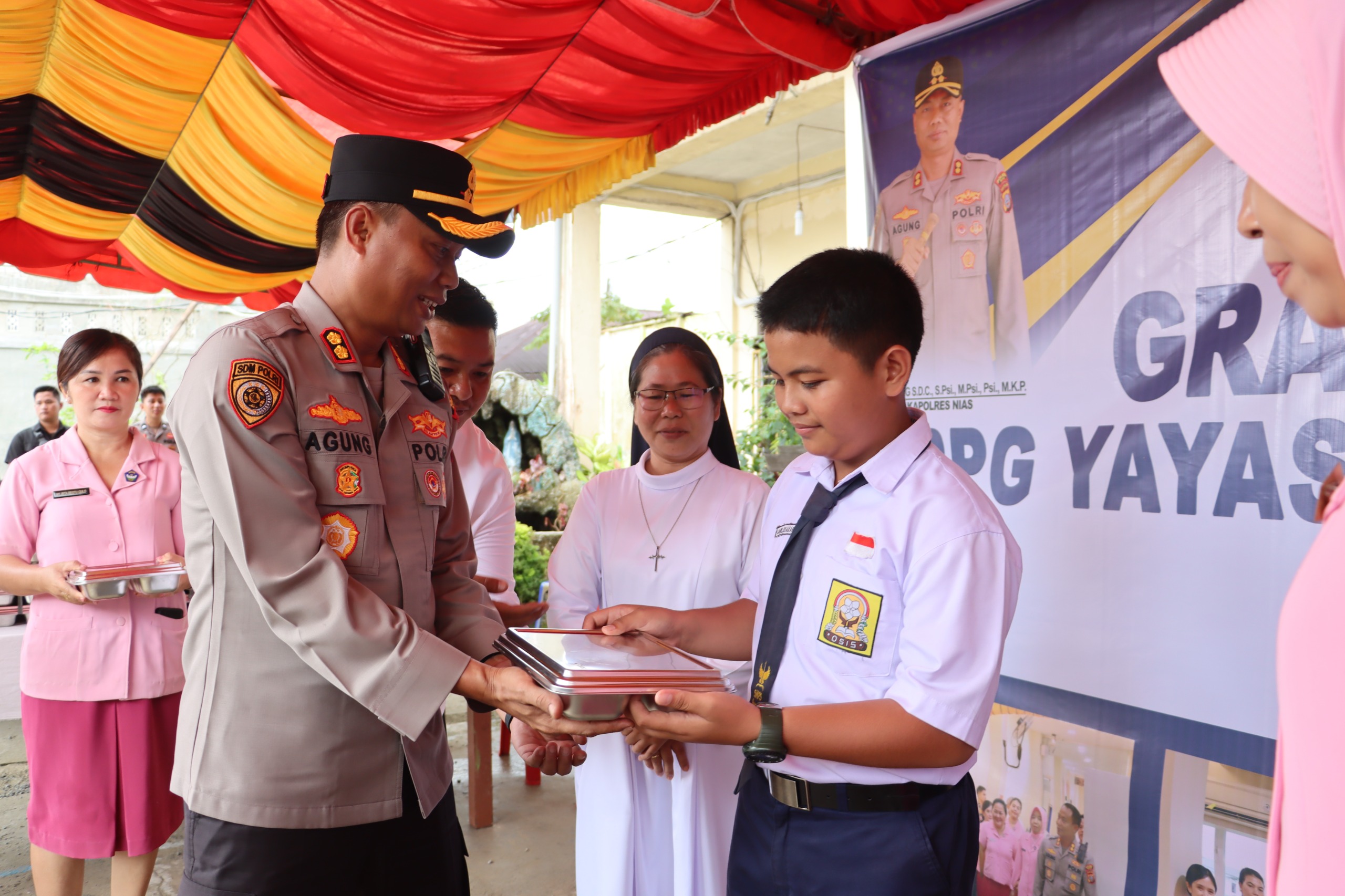 Polres Nias Resmikan Operasional Program Makan Bergizi Gratis (MBG)