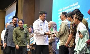 Gubernur Bobby Nasution Apresiasi Petani Hutan,Penopang Ekonomi dan Kelestarian Alam Sumut