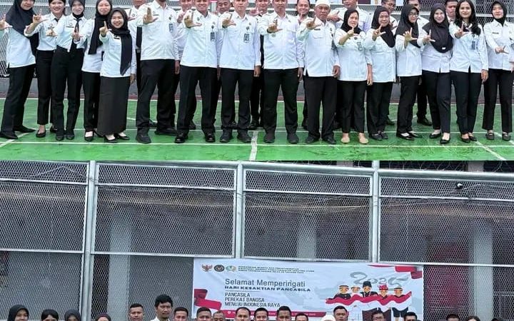 Pancasila Perekat BangsaRutan Tanjung Pura Gelar Upacara Peringatan Hari Kesaktian Pancasila