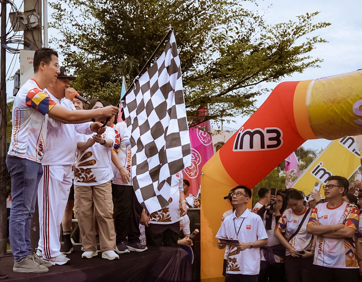 Indosat Gelar Fun Walk Bersama INTI Dorong Peningkatan Pendidikan dan Kesehatan Masyarakat