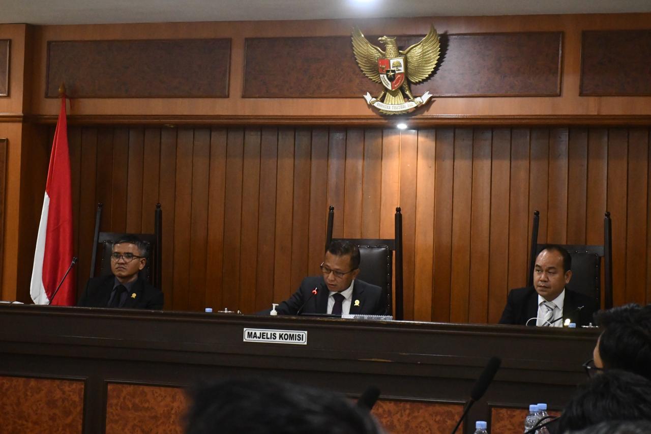 KPPU Gelar Sidang Perdana Dugaan Persekongkolan Tender Pipa Gas Cisem
