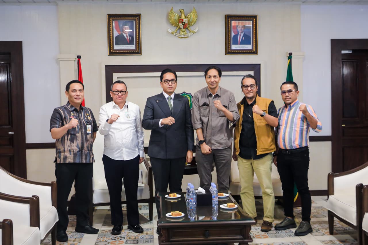 Rico Waas Terima Silaturahmi Redaksi Harian Waspada Paparkan Program Sapa Warga Kota Medan