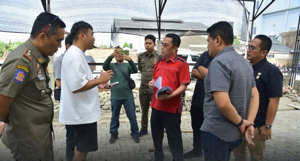 DPRD Medan Minta Satpol-PP Segera Segel Bangunan Doorsmeer di Jalan H. Adam Malik Medan Barat