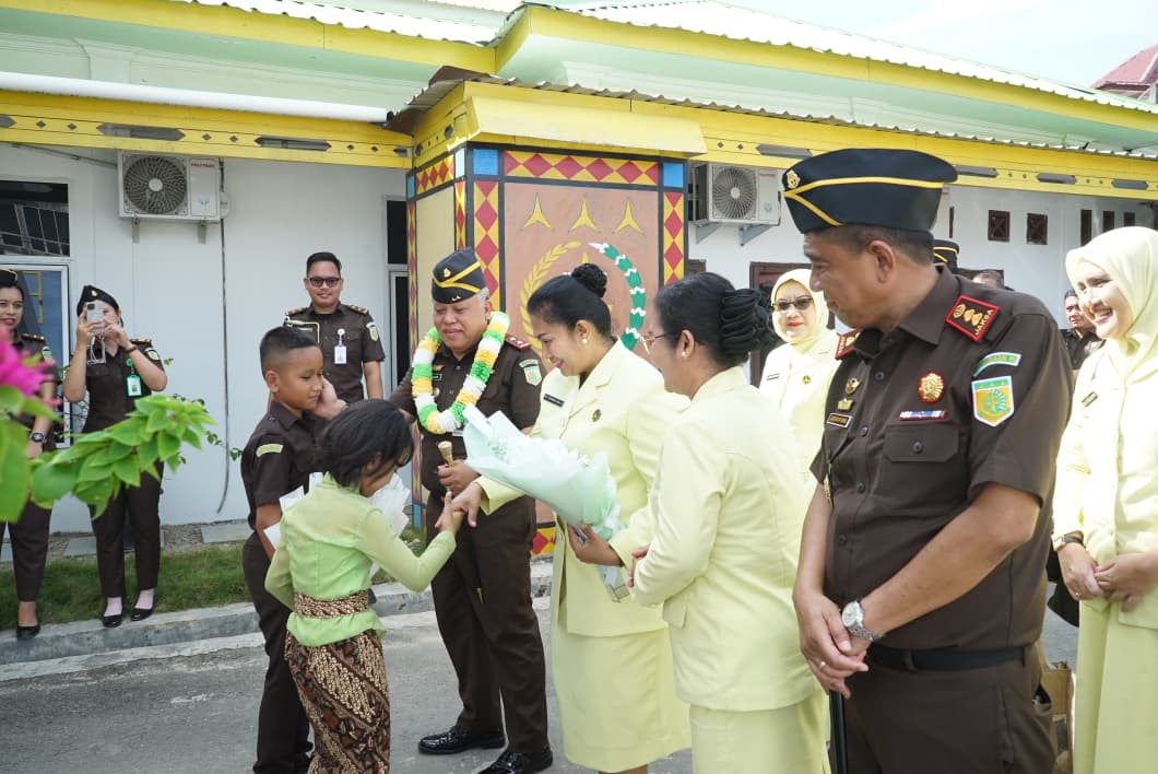 Kajati Sumut Kunjungi Kejari Nias Selatan: Tegaskan Hindari Perbuatan Tercela dan Jaga Soliditas Penegakan Hukum