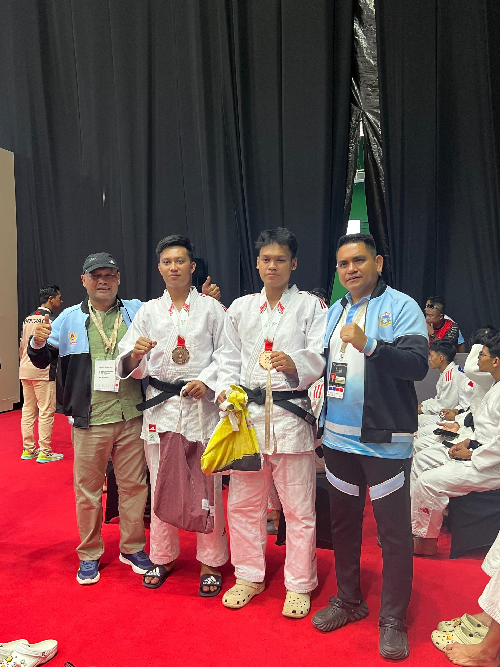 Personel Satbrimob Polda Sumut Raih Medali Perunggu di PON Cabang Beladiri Judo