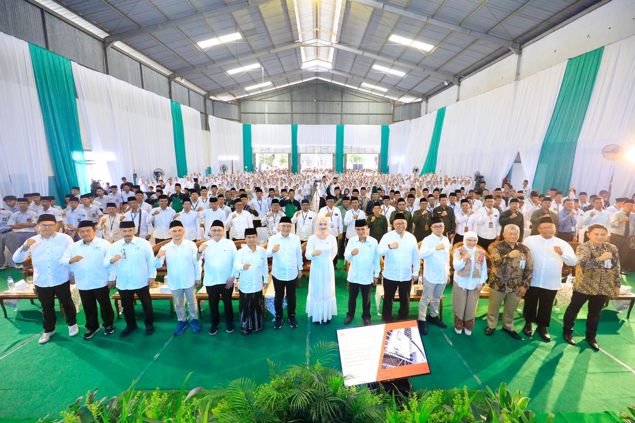 OJK Gelar Edukasi Keuangan Syariah di Ponpes API Tegalrejo Magelang