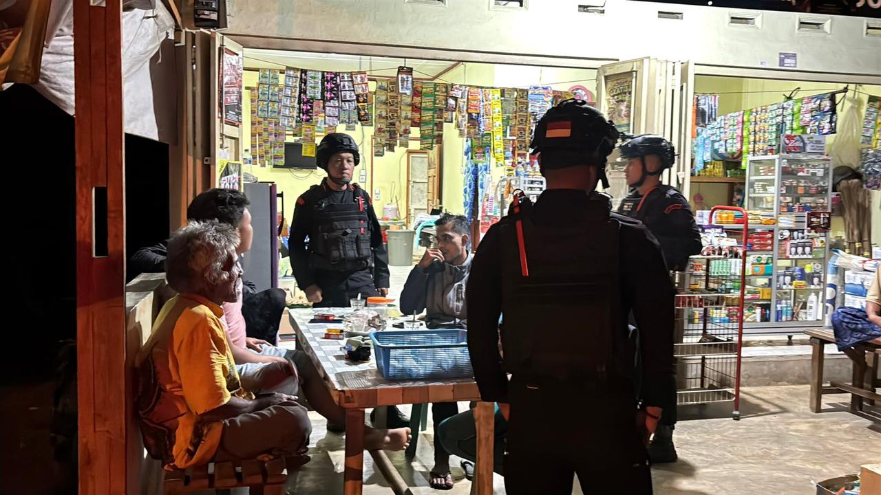 “Patroli Dialogis Brimob, Sentuhan Humanis Demi Kamtibmas Kondusif di Tapsel”