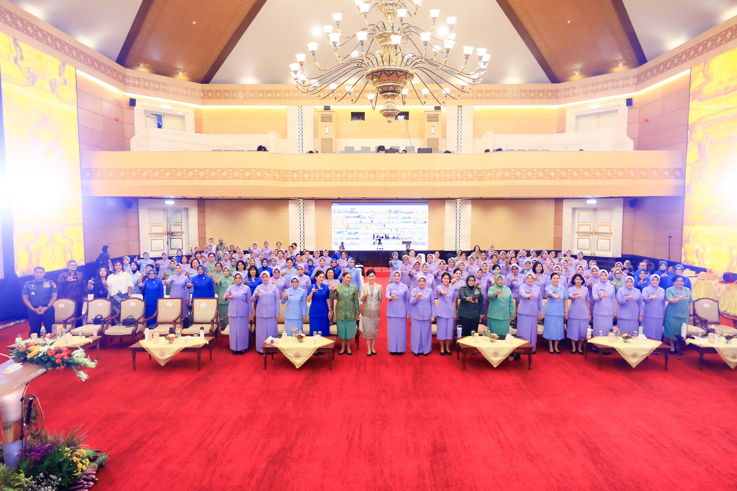 Tingkatkan Literasi Keuangan, OJK Edukasi Dharma Pertiwi TNI