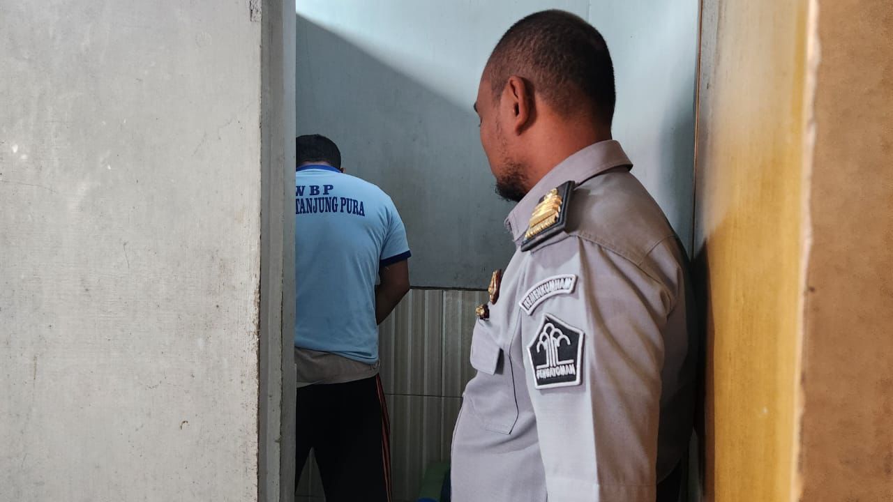 Komitmen Melawan NarkobaRutan Tanjung Pura Gelar Tes Urine Rutin Untuk Warga Binaan