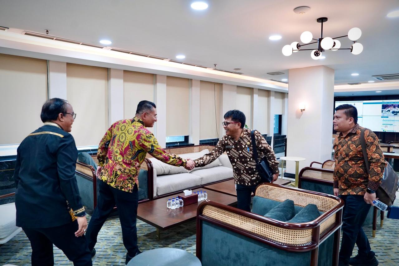 Wabup Samosir Sambingi Kemenkop RI, Bahas Pengembangan Koperasi dan Kopi