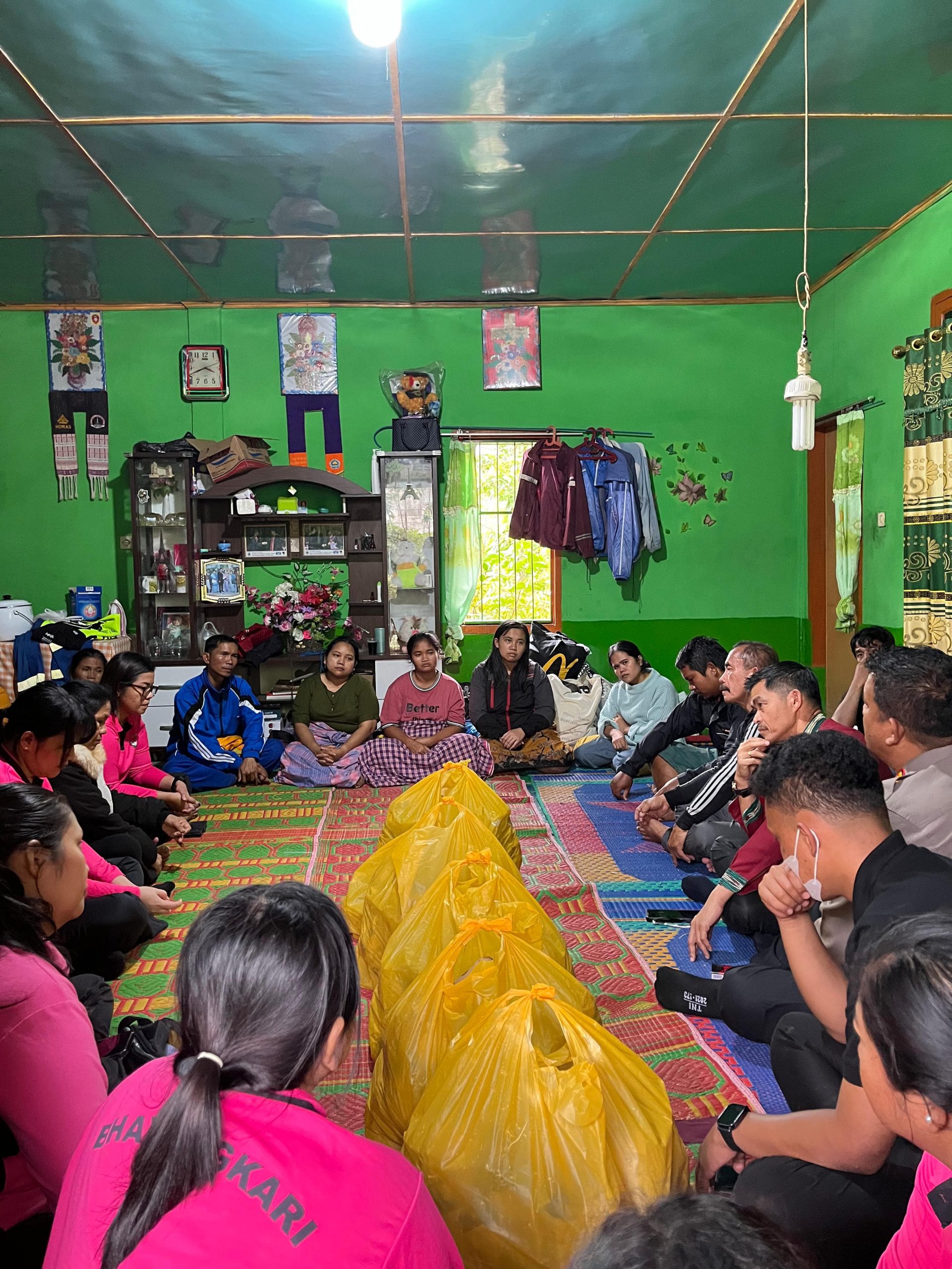 SPPG Polres Tapanuli Utara Salurkan 1.200 Bungkus Makanan untuk Warga Terdampak Bencana