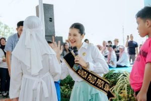 Kahiyang Ayu Ajak Anak PAUD Biasakan Tujuh Ikrar Anak Indonesia Hebat di Kacamer 2025