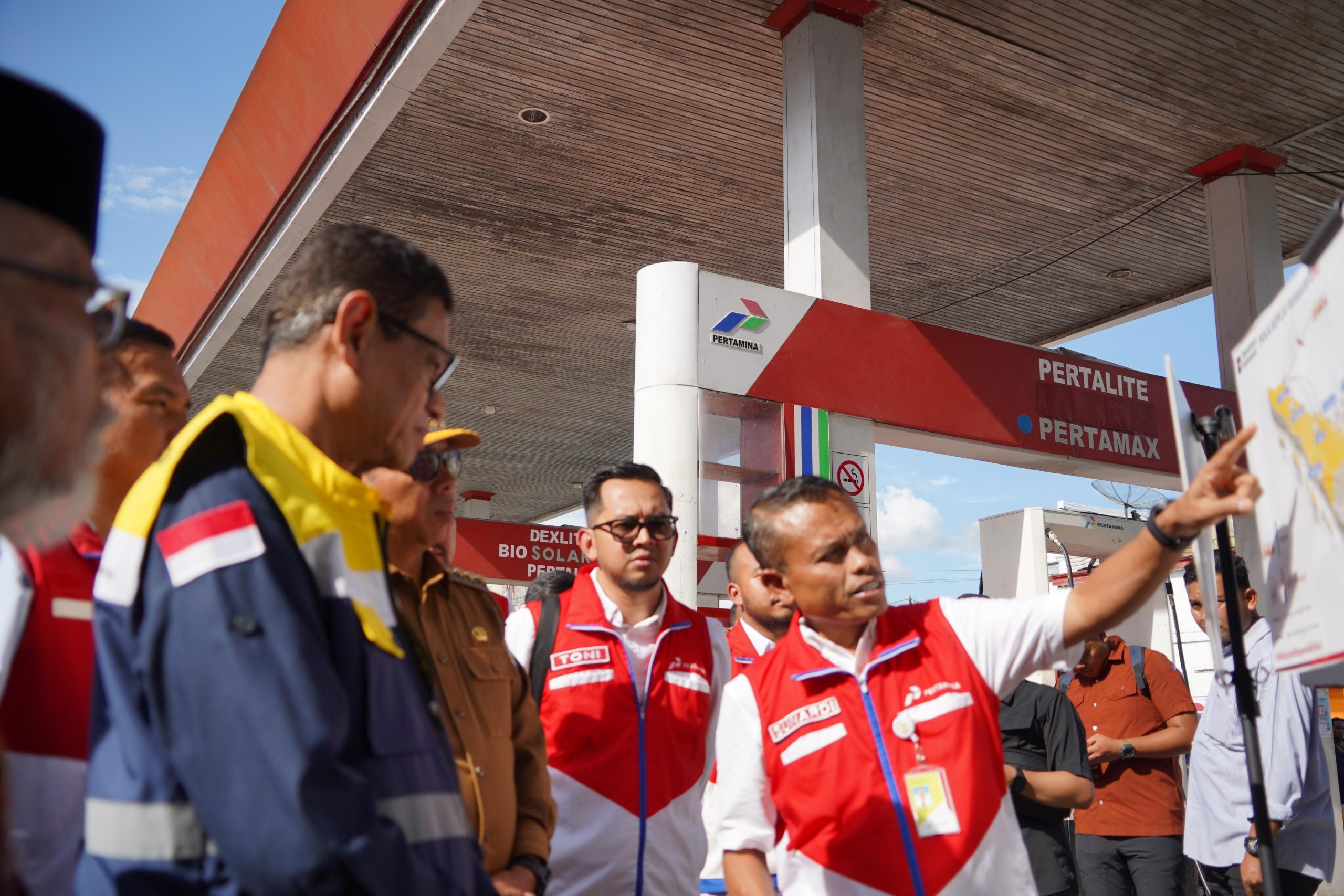 Pertamina Patra Niaga Regional Sumbagut Bersama Wamen ESDM Pastikan Kesiapan Pasokan BBM dan LPG Jelang Nataru