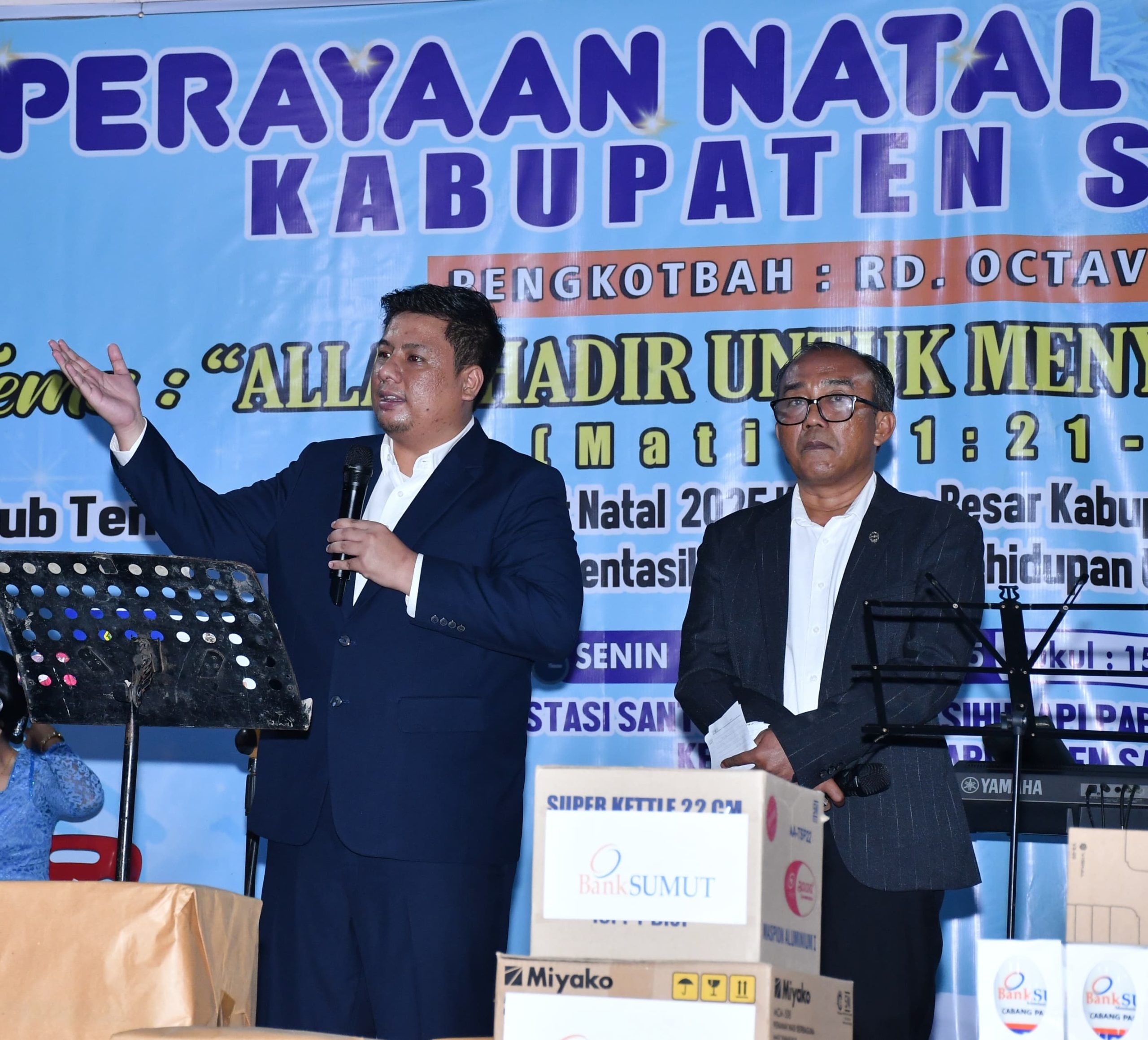 Bupati-Wabup Samosir Rayakan Natal Oikoumene di Sihusapi