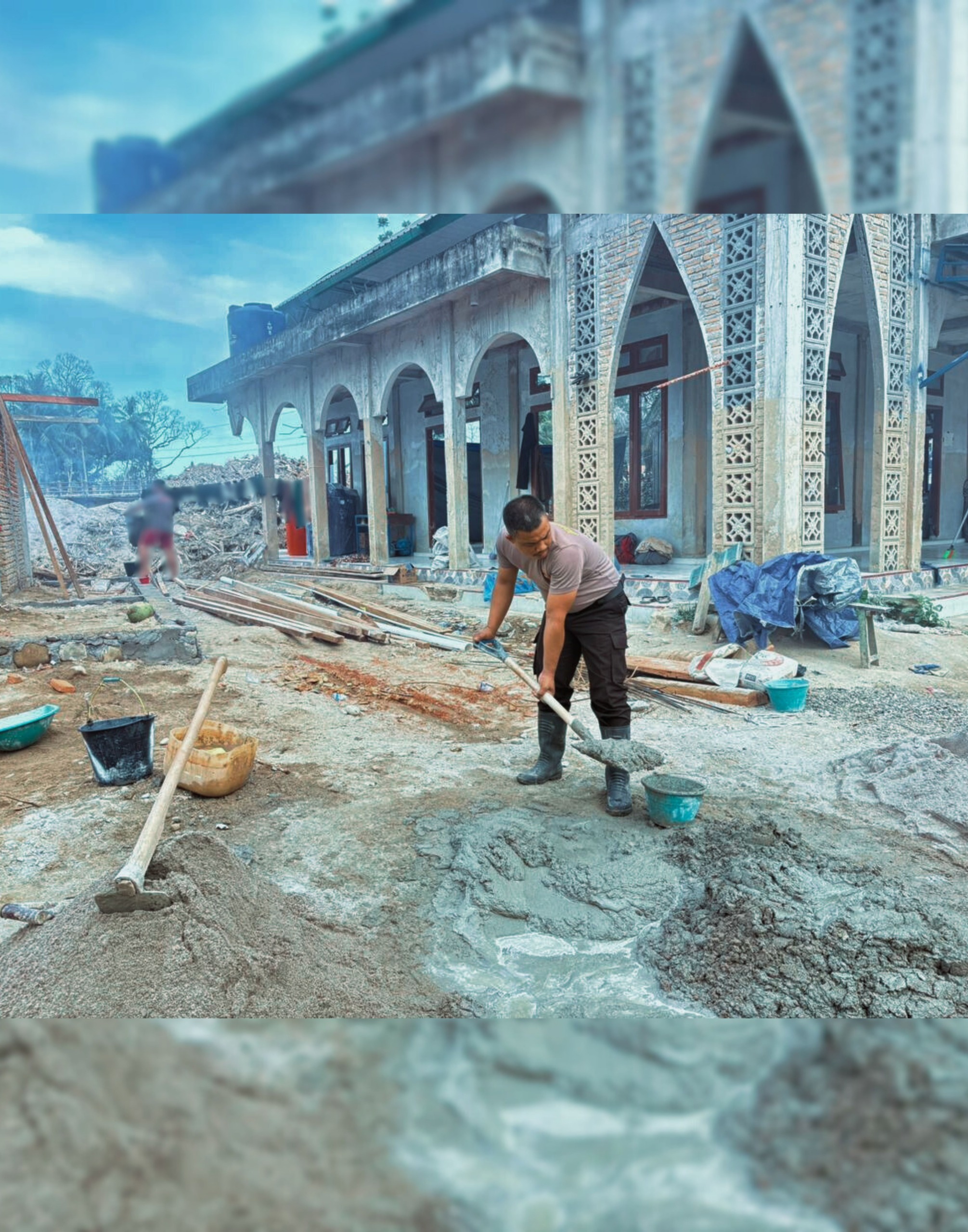 Brimob Hadir Dukung Pemulihan Rumah dan Aktivitas Ibadah Pascabencana Batang Toru