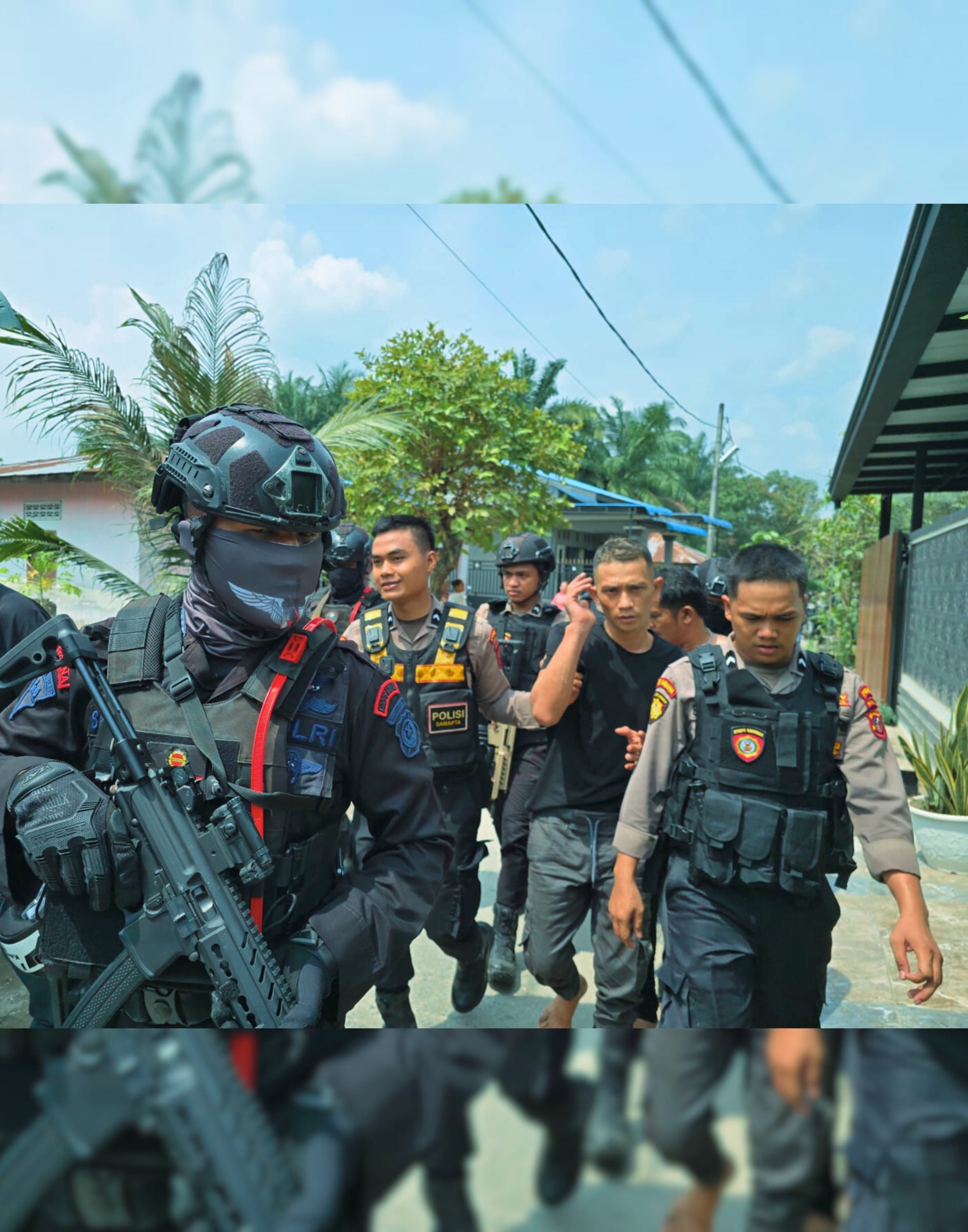 Brimob Polda Sumut dan BNN Provinsi Sumut Bersinergi, Gerebek Kampung Narkoba di Percut Sei Tuan