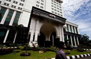 OJK Berikan Sanksi Pegiat Medsos dan Pelaku Manipulasi Harga