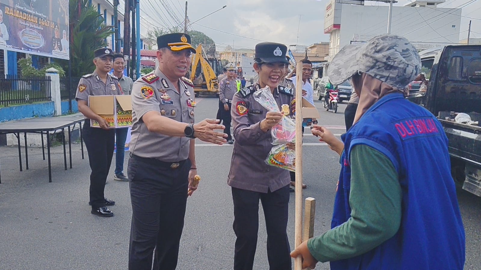 Kapolres Binjai Berbagi Takjil di Bulan Suci Ramadhan 1447 H