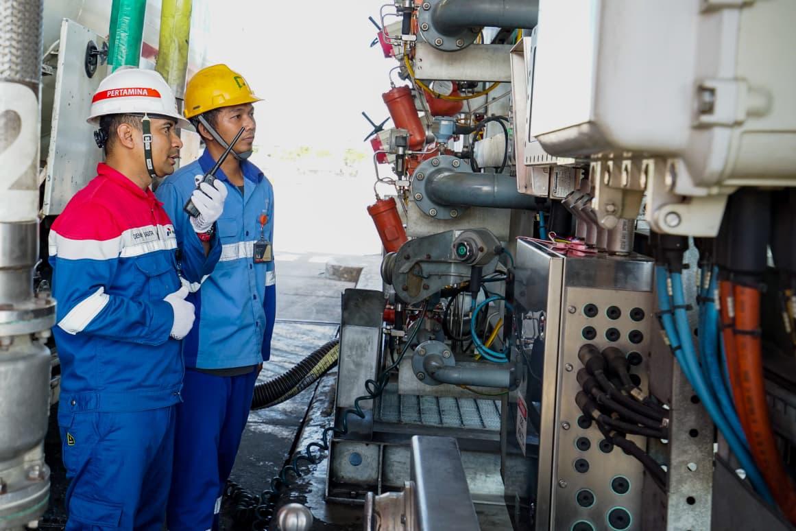 Perwira Pertamina Patra Niaga Regional Sumbagut Siaga 24 Jam, Jaga Penyaluran Energi Tanpa Henti