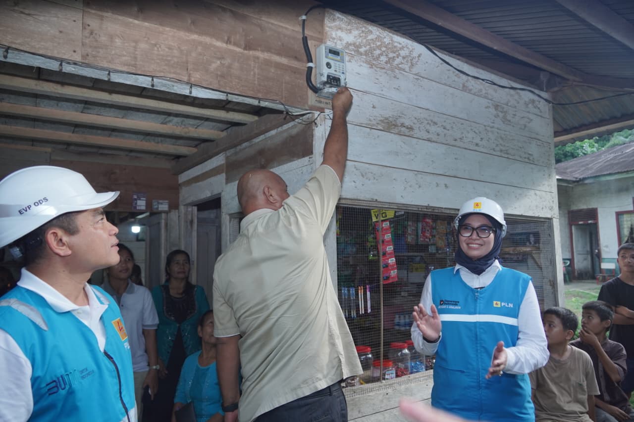 PLN Jadikan Terang Hingga ke Pelosok Nias Utara, Sebagai Tonggak Pemerataan Energi