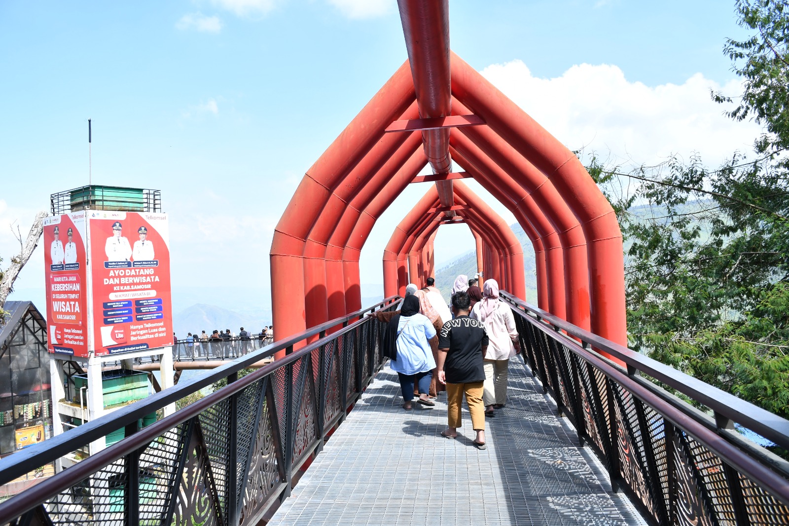 Retribusi Sektor Pariwisata Samosir Sumbang PAD Selama Liburan Panjang