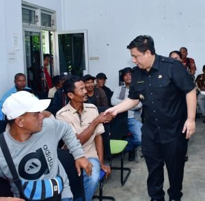 Bupati Samosir Salurkan Bibit Jagung, Jangan Dijual